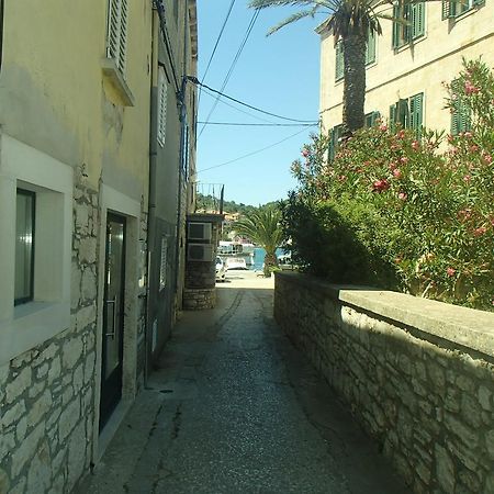 Guest House Kod Peskarije Vela Luka Eksteriør bilde