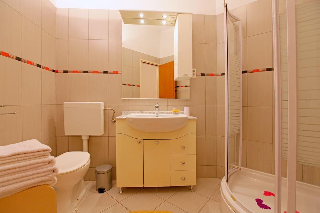 Guest House Kod Peskarije Vela Luka Rom bilde