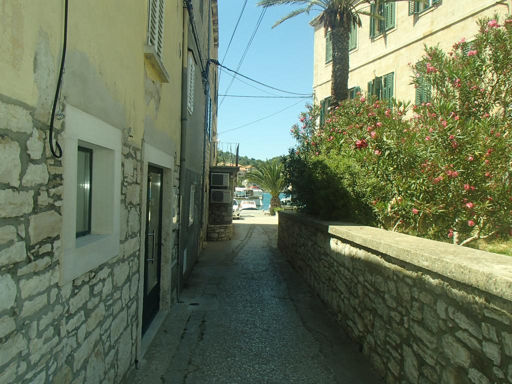 Guest House Kod Peskarije Vela Luka Eksteriør bilde
